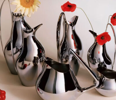 Georg Jensen versiona las icónicas jarras de Henning Koppel