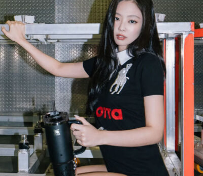 Jennie sube al escenario lo nuevo de Stanley