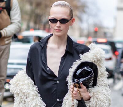 Los antojos portables más chic según la modelo Alex Consani