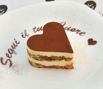 Así es el concurso de tiramisú más grande del mundo