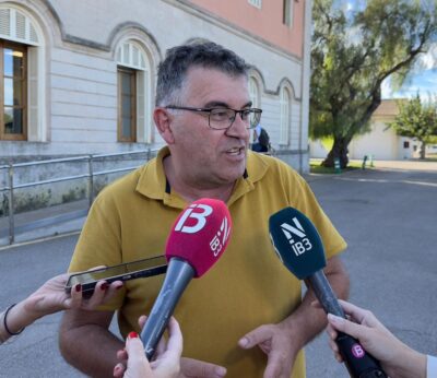 Simonet defiende la ampliación de plazas turísticas en explotaciones agrarias: «Todo el sector lo pedía»