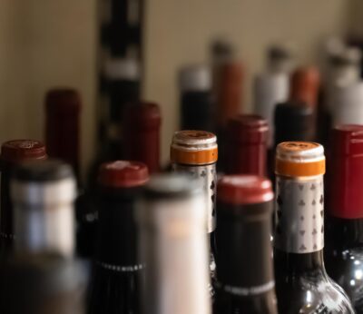 Agro.- Un proyecto de reutilización de botellas de vino abre camino hacia un sector «más circular»