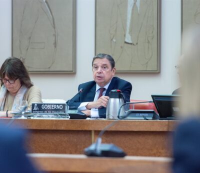 Planas dice que España tiene «margen de maniobra» para negociar la PAC, pero avisa de que será «difícil»