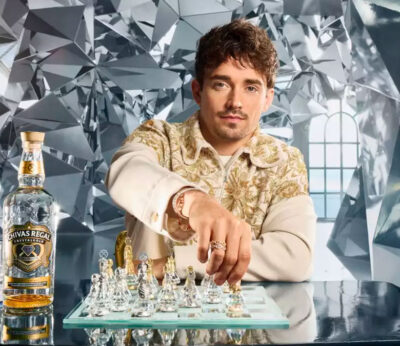 Charles Leclerc inspira el whisky cristalino de Chivas Regal