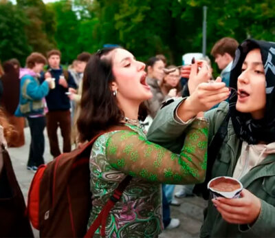 ¿Comer pudding con tenedor? En Alemania dicen sí