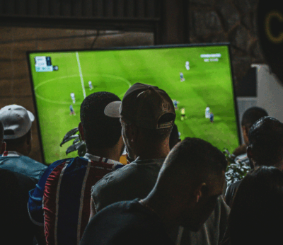 Madrid en clave deportiva: estos son los lugares perfectos para saborear la comida y animar a tu equipo