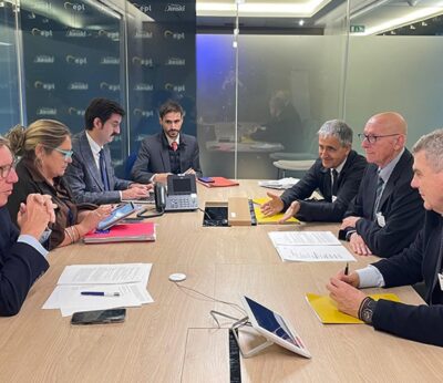 AVA denuncia en Bruselas que el tratado con Sudáfrica «desploma un 40% las mandarinas tempranas de la Comunitat»