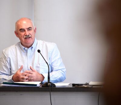 Aierdi opina que el confinamiento de explotaciones avícolas está en una «fase preliminar» y pide una revisión semanal