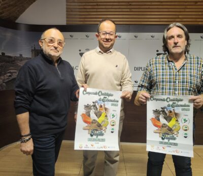 Unas 2.700 aves y 250 criadores se dan cita en el Campeonato Ornitológico de Extremadura que se celebra en Trujillo