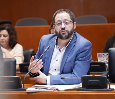 El Parlamento aragonés apoya a las explotaciones ganaderas afectadas por la gripe aviar, la lengua azul y la dermatosis