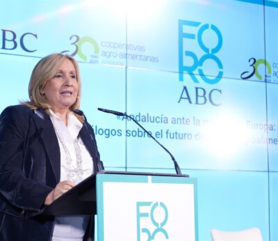 La Junta alerta de que la propuesta para una nueva PAC «condena a una Europa a 27 velocidades»