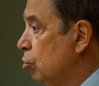 Luis Planas reivindica el «papel esencial» de las mujeres rurales en la transformación de España