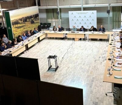 El Comité de Acuicultura repasa los avances del sector y las ayudas de la Junta destinadas a impulsar su competitividad