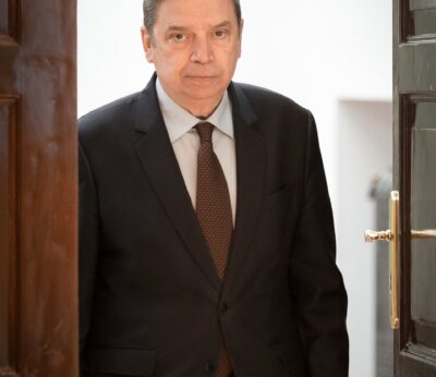 Planas confirma que China aplicará los acuerdos de regionalización para salvar las exportaciones de porcino