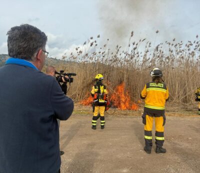 El Govern inicia la campaña de quemas controladas para prevenir incendios forestales en S’Albufera