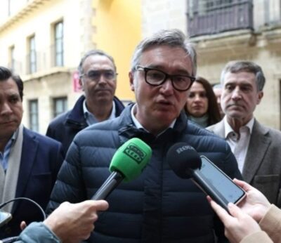 Vox acusa a la Junta de «tener dinero en el cajón y no ponerlo a disposición de agricultores y ganaderos»