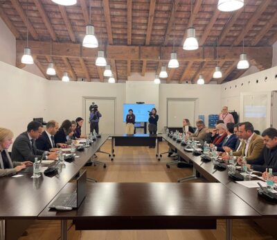 Agro.- JARC reclama «ayudas urgentes» para las granjas en el radio de la PPA