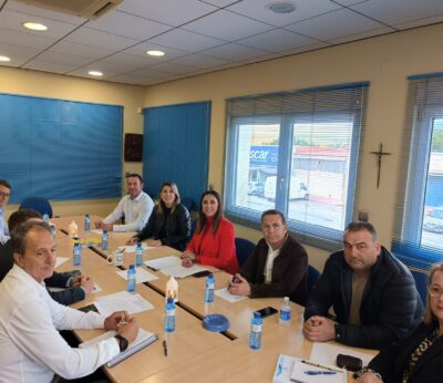 El Gobierno regional destina 400.000 euros a las cofradías de pescadores de la Región para garantizar la actividad