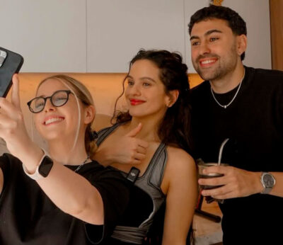 Rosalía hornea su famoso bizcocho ’14 kilates’