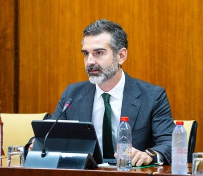 Granada.- Agua.- Fernández-Pacheco defiende los recursos de la Junta para los regantes y niega discrecionalidad con Baza